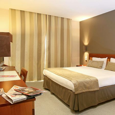 Hotel Mercure فيغيورا دا فوز الغرفة الصورة